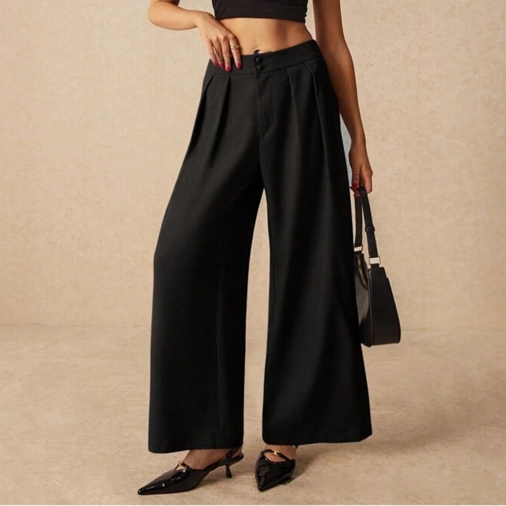 Elegant Black Wide-Leg Women's Pants Size Medium
